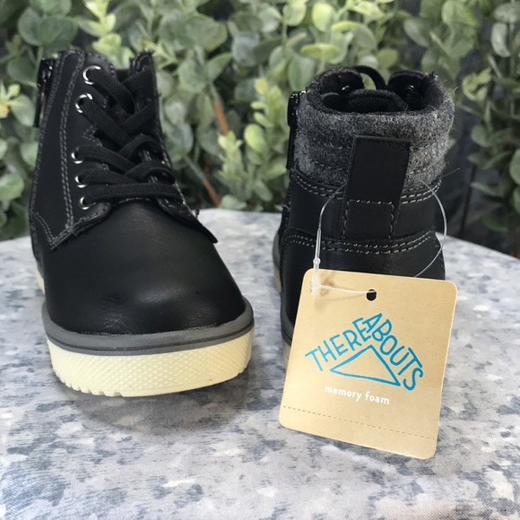 There Abouts Lil Conner Black Casual Hiker Boots with Combo Laces Boys 7M🖤NWT🖤 - Picture 10 of 15